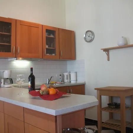 Апартаменты Schlossbauer - Ferienwohnung 12 *